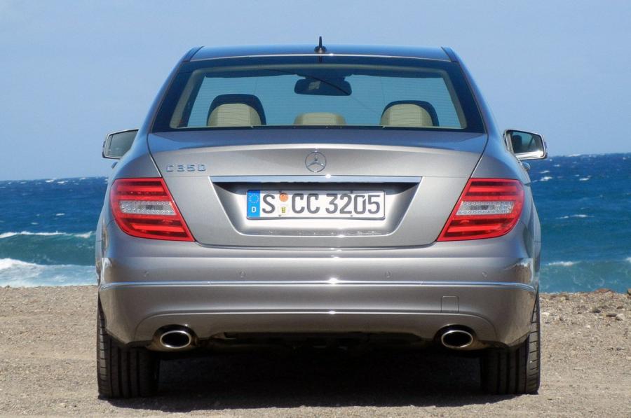  Mercedes-Benz C350 Sedan 2012 года  (фото 5 из 43)